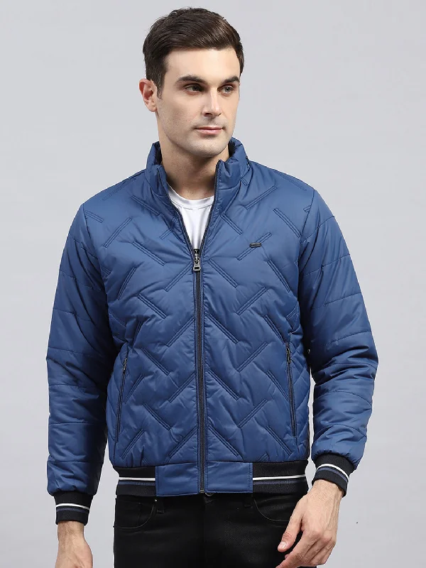 Men's relaxed fit casual jacket-Men Blue Solid Detachable Hood Full Sleeve Jacket