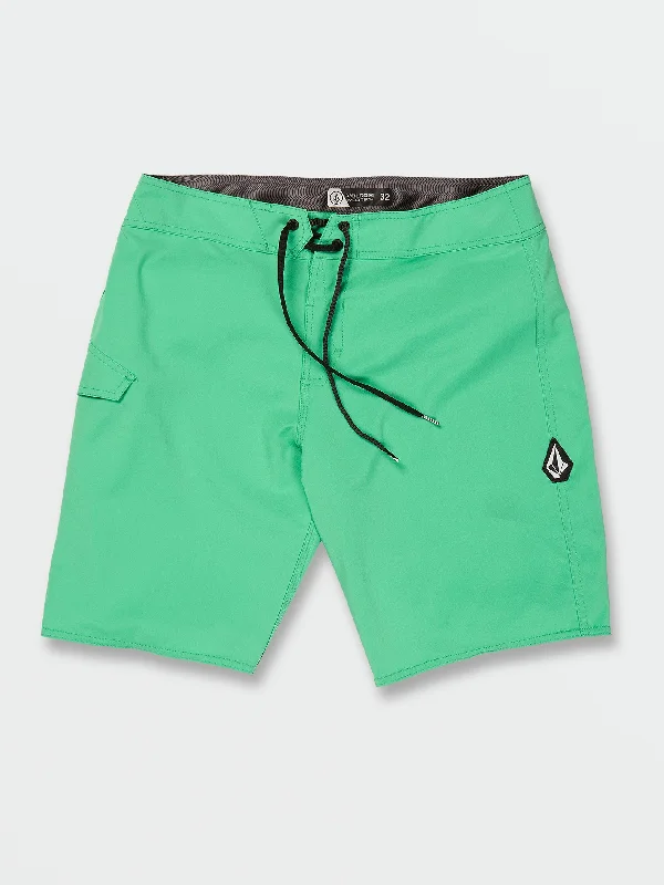 Men's professional shorts-Lido Solid Mod-Tech Trunks - Jungle Green