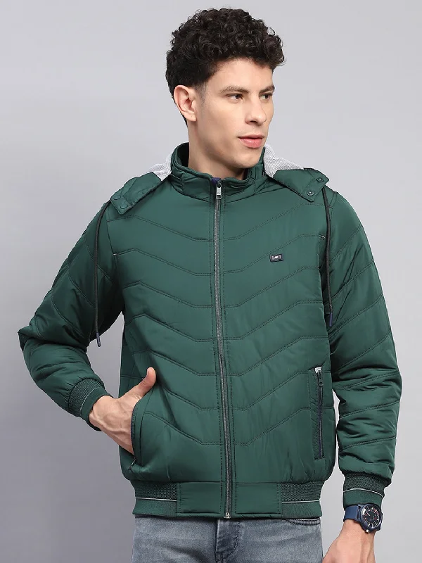 Men's pre-washed rain jacket-Men Green Solid Detachable Hood Full Sleeve Jacket