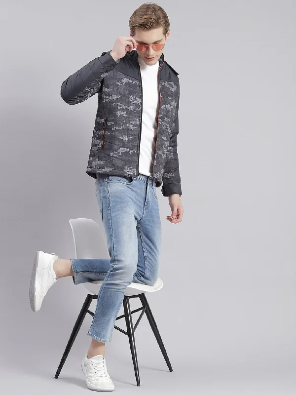 Men's performance field jacket-Men Grey Printed Hooded Full Sleeve Jackets