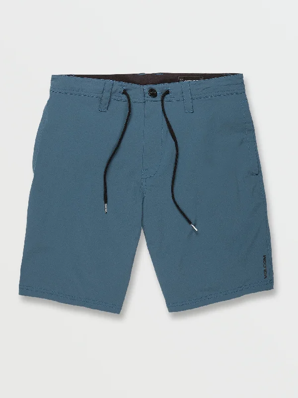 Men's regular fit shorts-Voltripper Hybrid Shorts - Cruzer Blue